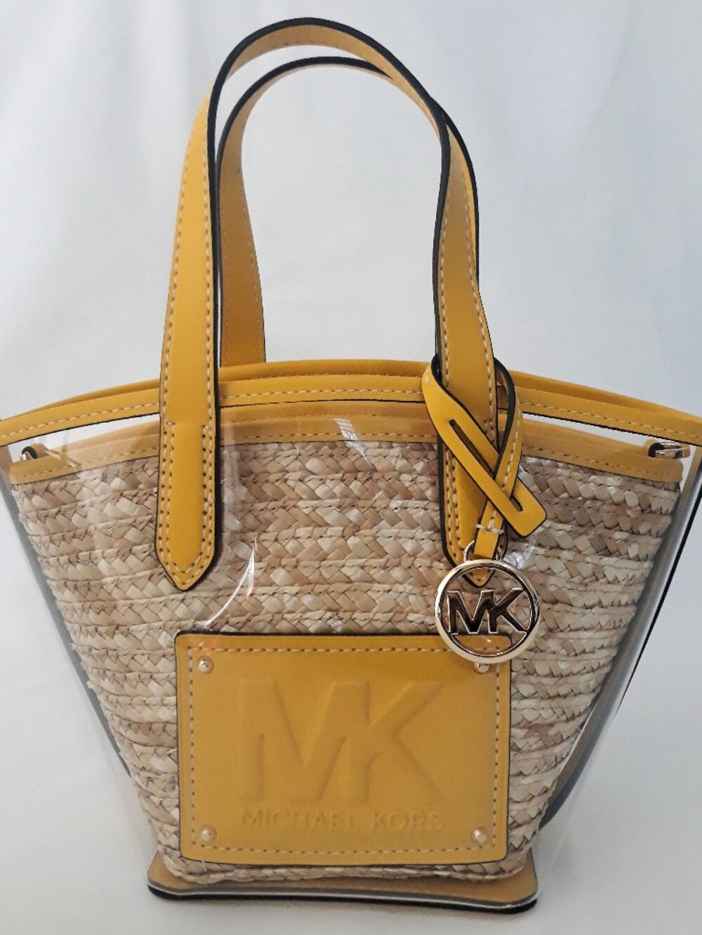 MICHAEL KORS KIMBER SMALL 2-IN-1 VINYL & STRAW CONVERTIBLE TOTE BAG($498) YELLOW